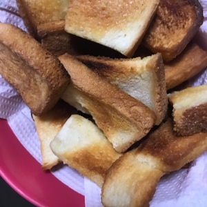 食パンで(^^)子供が大好き簡単シュガーラスク♪